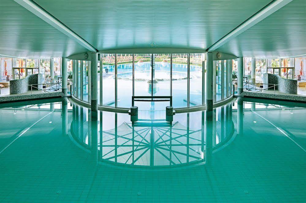 Therme Laa - Hotel & Silent Spa Laa an der Thaya Exterior photo