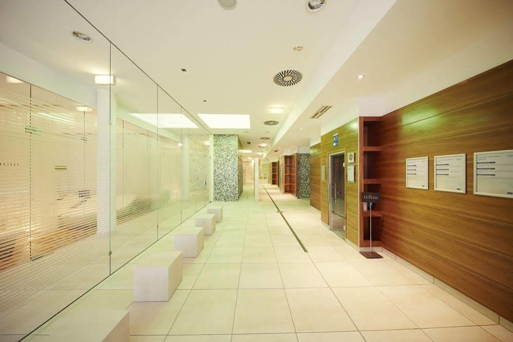 Therme Laa - Hotel & Silent Spa Laa an der Thaya Exterior photo